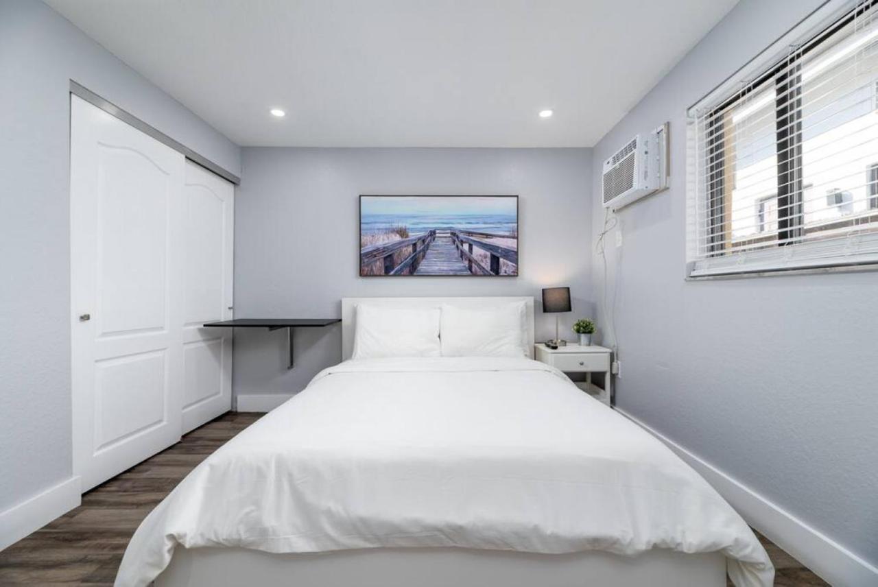 Shell On The 102 - Renovated Apartment